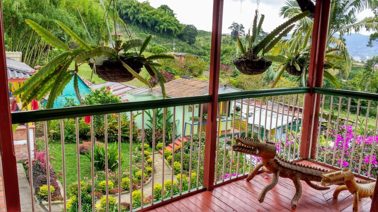 Finca Turistica Los Rosales เปเรย์รา ภายนอก รูปภาพ